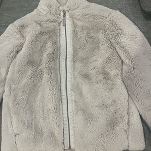 Never Worn!!! Girls Patagonia Fur Jacket